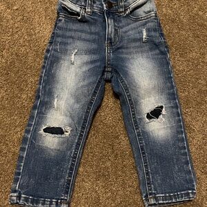 Toddler Girl’s Distressed Blue Denim Jeans